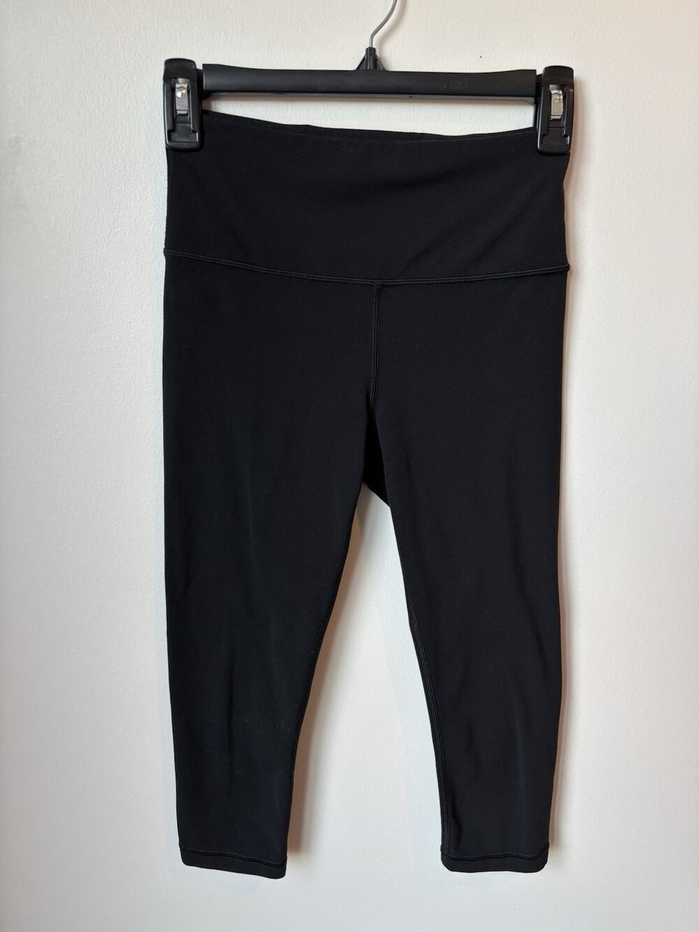 Athleta Cropped Capri Black Leggings Women Size XS